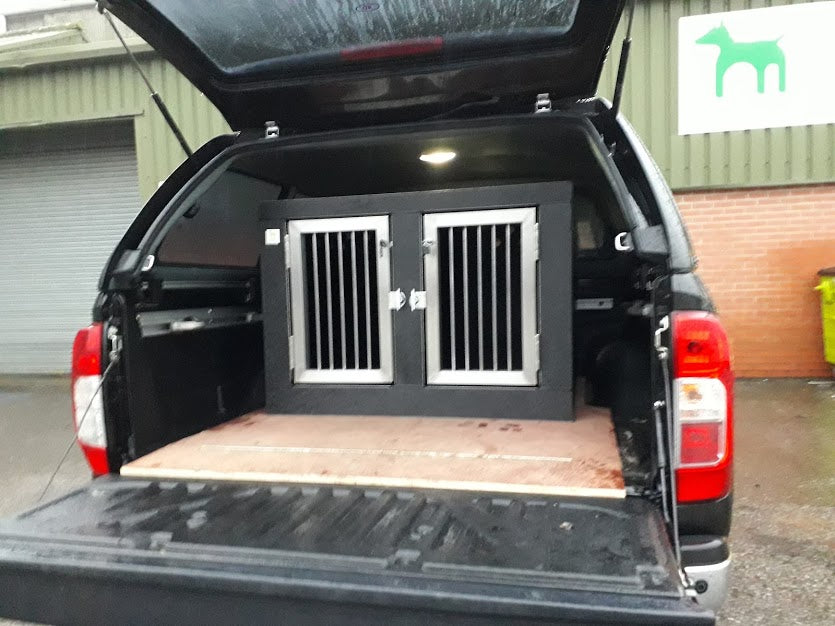 Mitsubishi L200 Dog Box