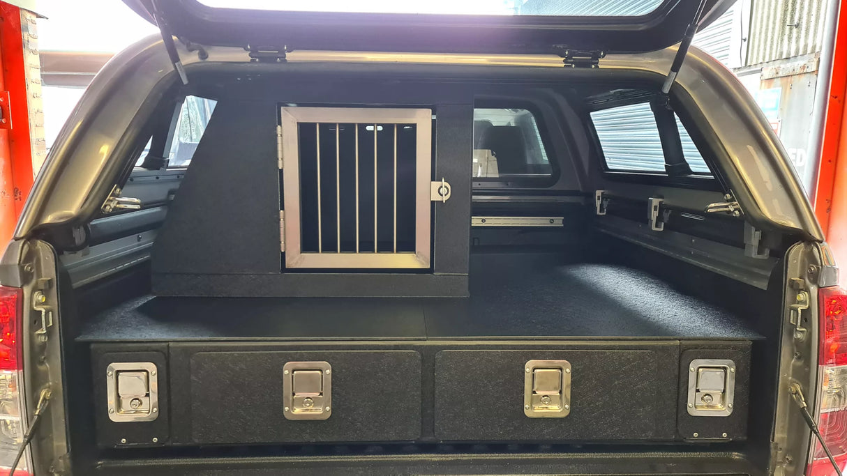 Countryman  – Isuzu D-Max