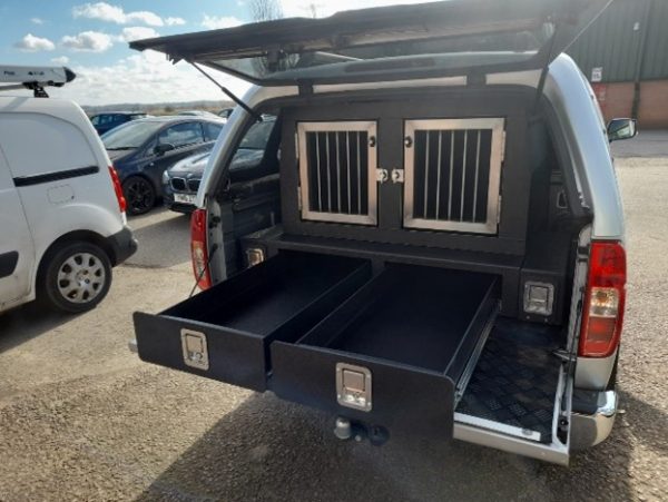 Countryman  – Isuzu D-Max