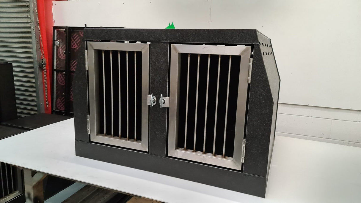 BMW X5 Dog Box